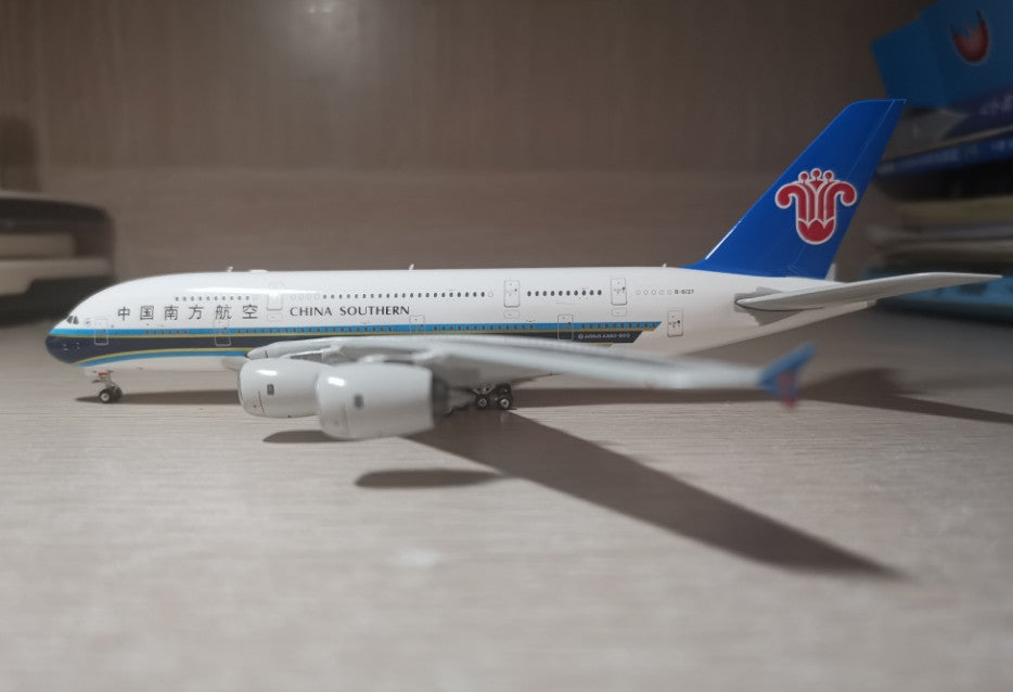 1:400 Phoenix CHINA SOUTHERN AIRBUS A380 Passenger Airplane Diecast Plane Model