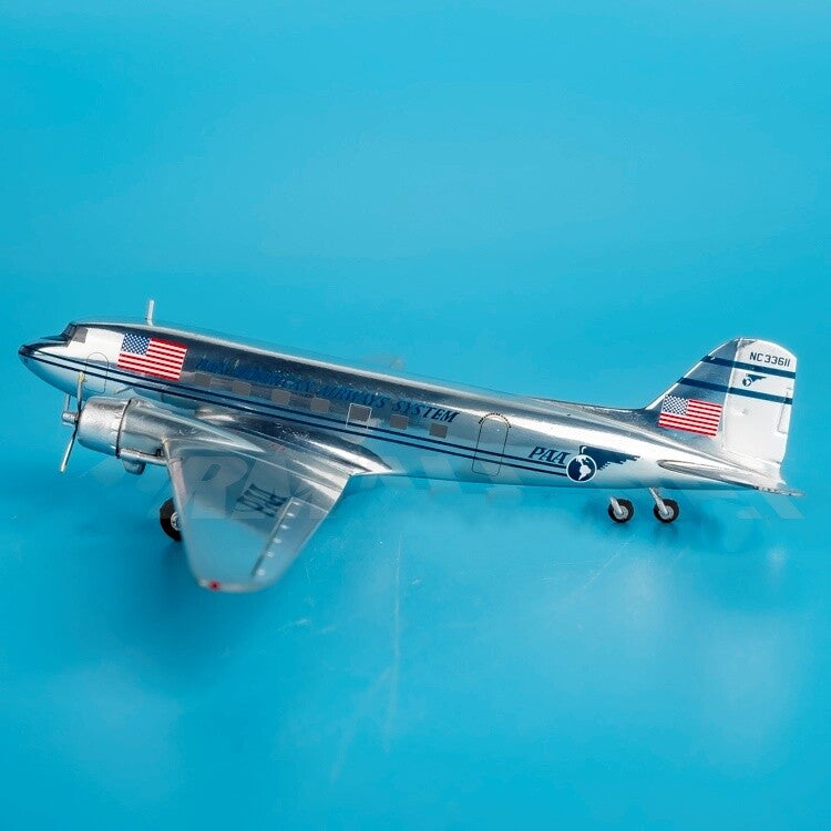 1:200 Geminijets Pan Am Douglas DC-3C Passenger Airplane Diecast Model