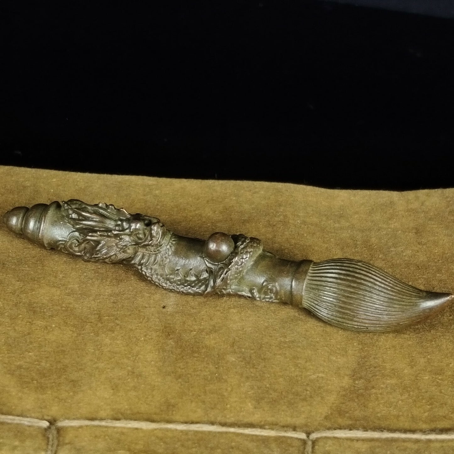 Chinese Antique Bronze Pan Dragon Pen Ornament Statue