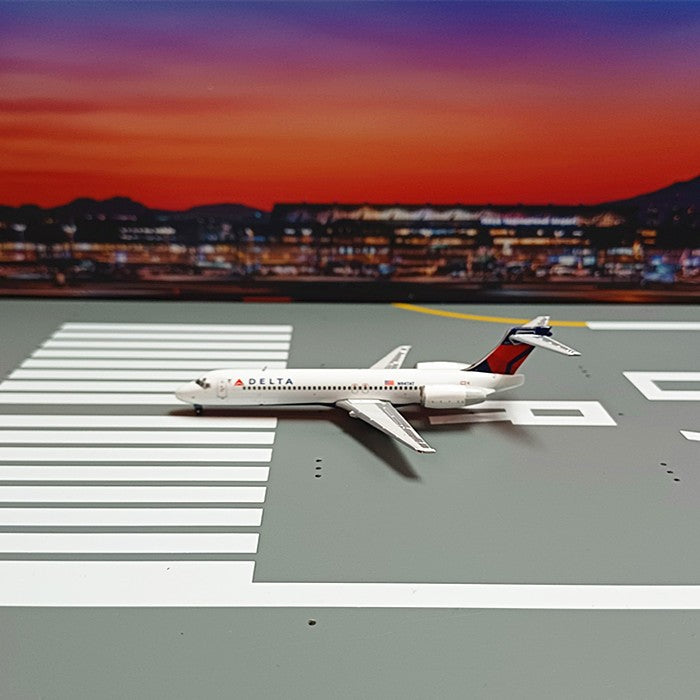 1:400 Geminijets Delta Air Lines B717 N947AT Passenger Airplane Diecast Model