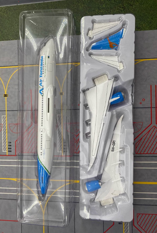 1:200 Hogan Air Tanzania Boeing 787-8 Aircraft ABS Plastic Plane Airplane Model