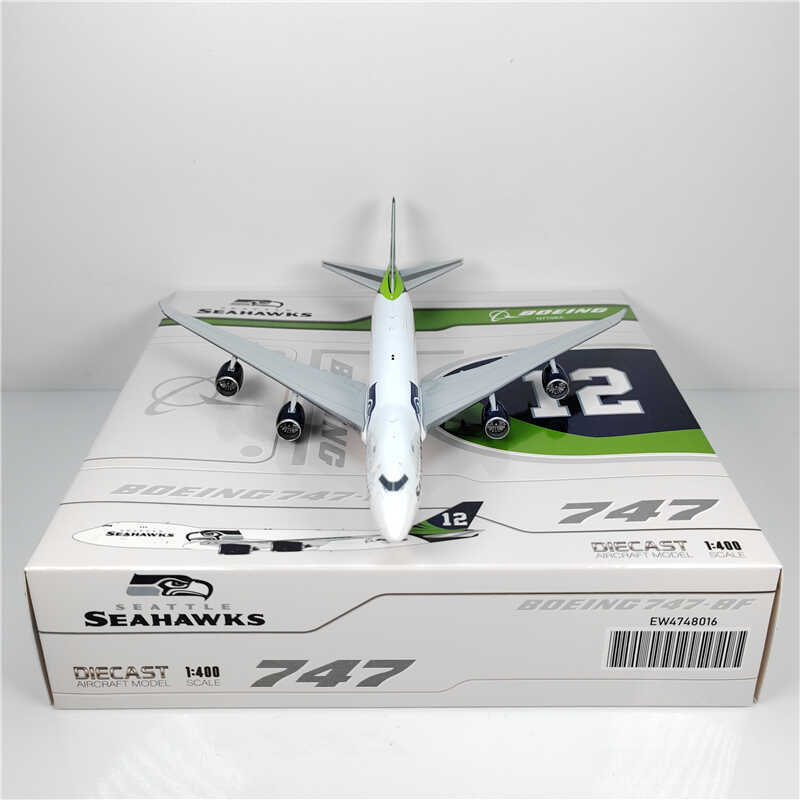 1:400 JC Wings SEAHAWKS BOEING B747-8 Passenger Airplane Diecast Model