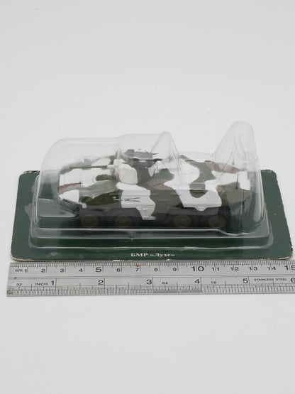 1: 72 БМР Лухс / BIS Luchs wheeled tank armor model