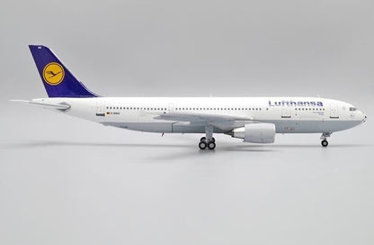 1:200 JC Wings Lufthansa AIRBUS A300-600R Passenger Airplane Diecast Plane Model