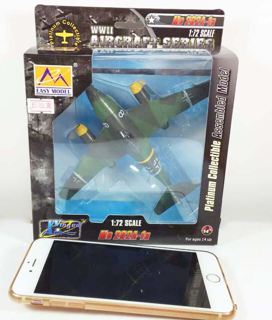 WW2 German Me 262 A-1a Schwalbe jet fighter plane aircraft assembled Easy model