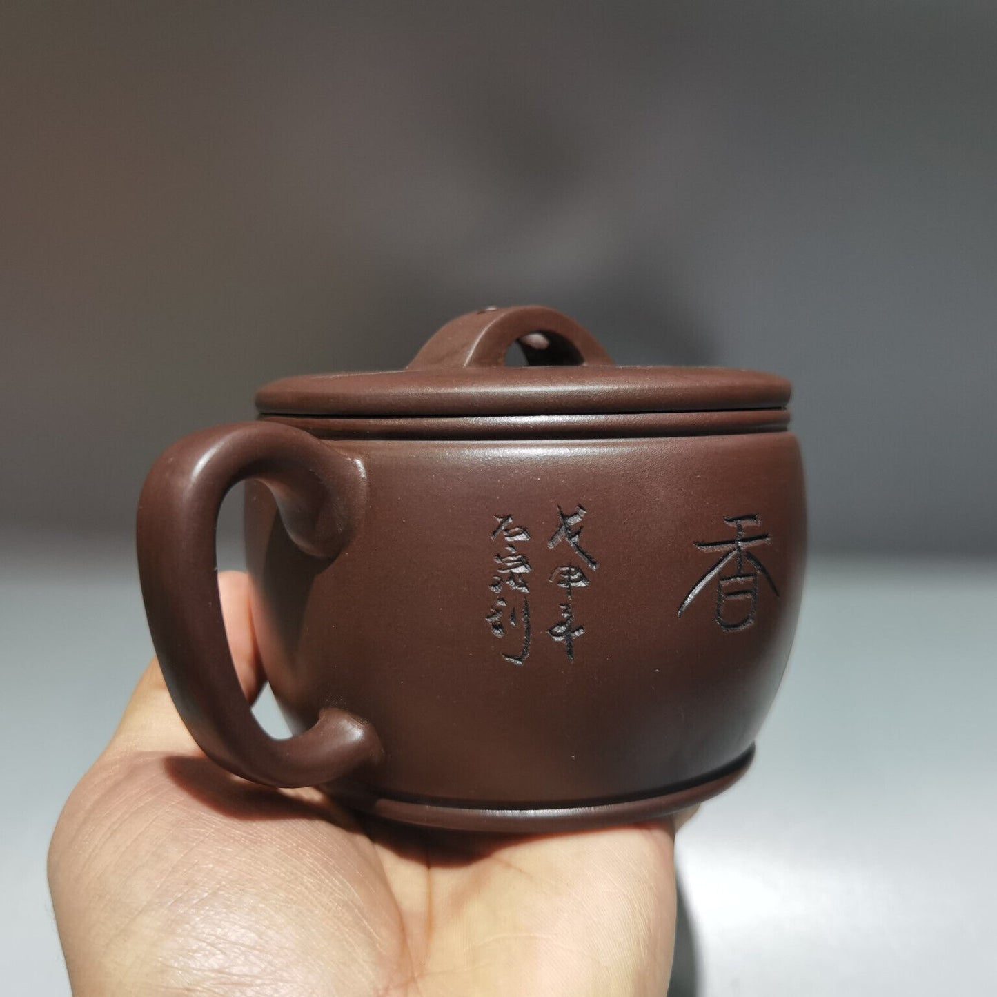 Chinese Yixing Zisha Clay Handmade Exquisite Teapot（汉瓦壶 底款：顾景舟）