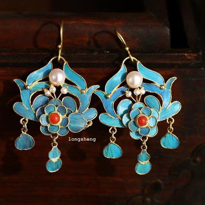 A pair of Chinese antique choked enamel cloisonn é craft earrings