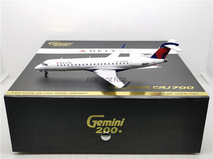 GeminiJets for Delta Airlines for BOMBARDIER CRJ-700 N391CA 1:200 Aircraft Model