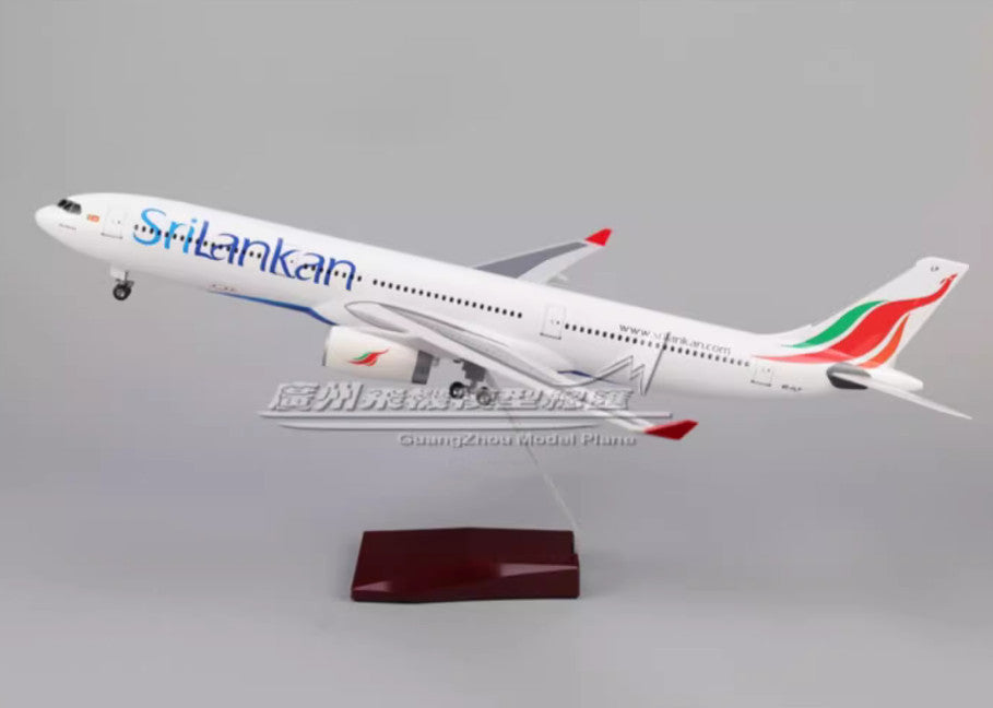 1:135 47CM Srilankan AIRBUS A330 Passenger Airplane Landing Gears Resin Model