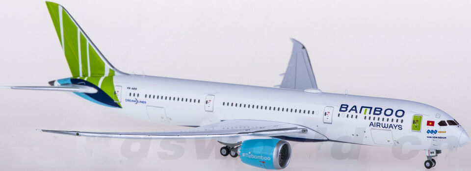 1:400 GeminiJets BAMBOO BOEING 787-9 Passenger Airplane Diecast Aircraft Model
