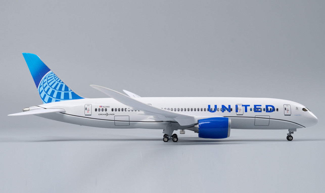 1:130 43CM UNITED BOEING 787 Passenger Plane Landing Gear Resin Aircraft Model