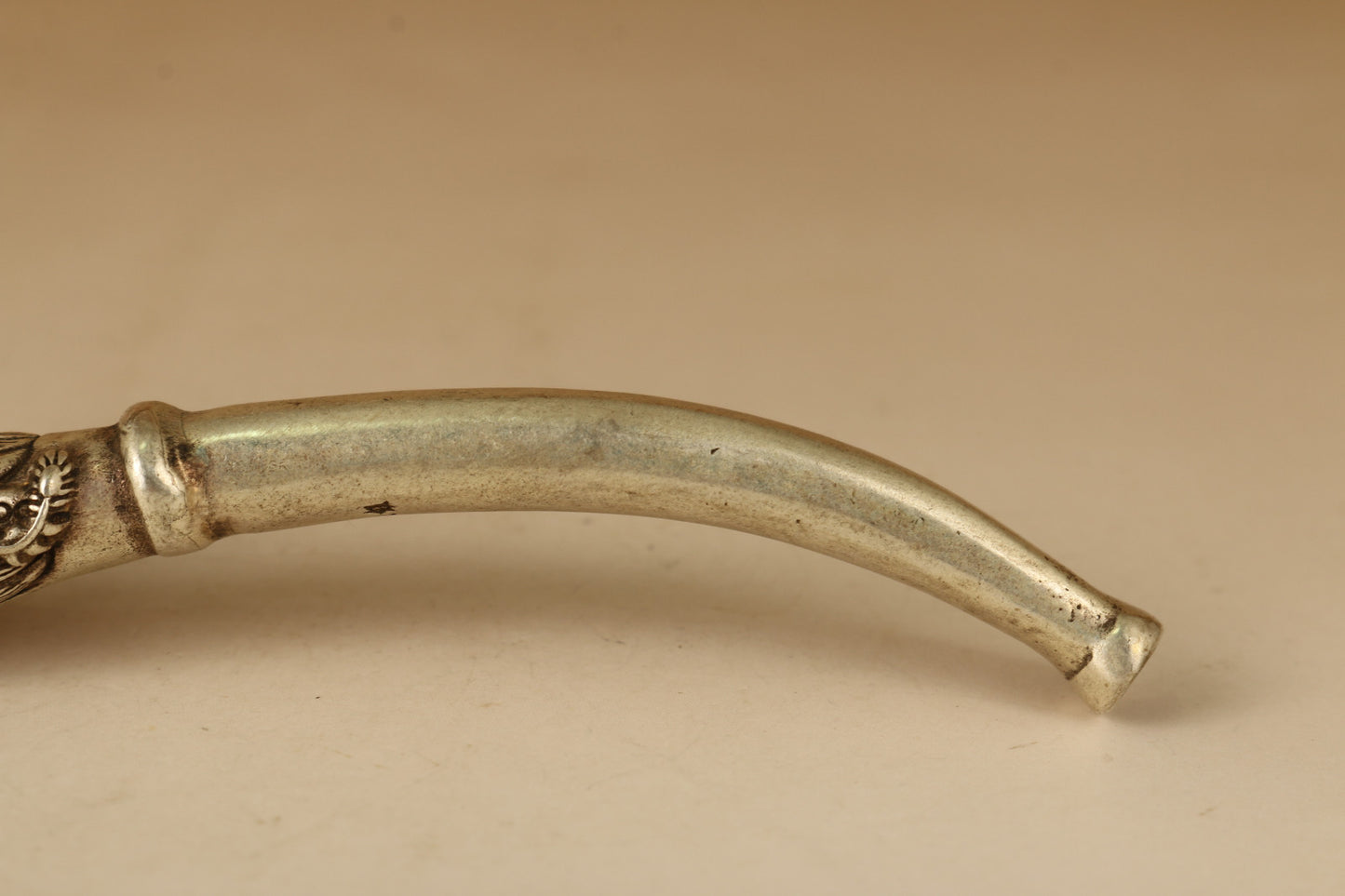 Rare Tibet Silver Copper Smoking Tool Statue Old Sacred Opening Dragon Head Pipe