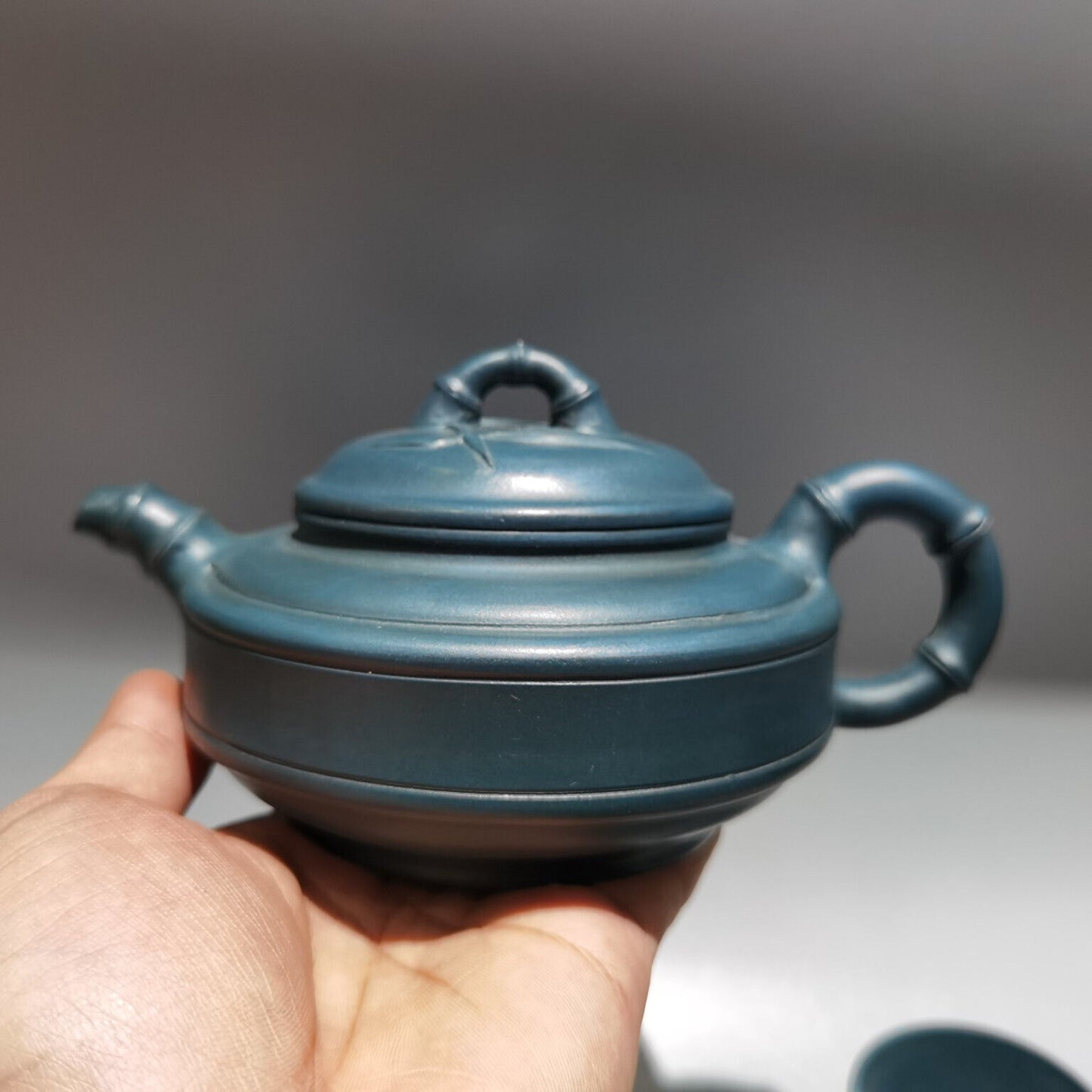 Chinese Yixing Zisha Clay Handmade Exquisite Teapot （竹段套壶 底款：顾景舟)