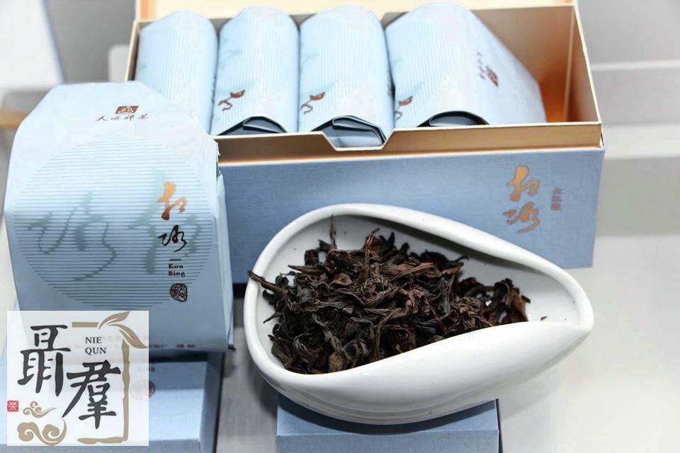 Chinese premium oolong tea — Da Hong Pao Kou Bing (from monastery), 40g