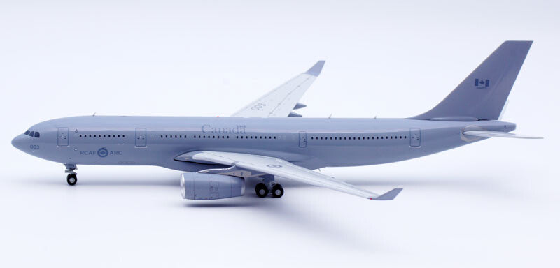 1:200 JC Wings Canada AIRBUS A330-200 Passenger Airplane Diecast Aircraft Model