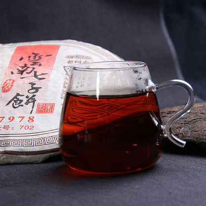 2007 Haiwan 7978 Shu Pu-erh Tea Aged Tree Ripe Puerh Tea Cake 357g