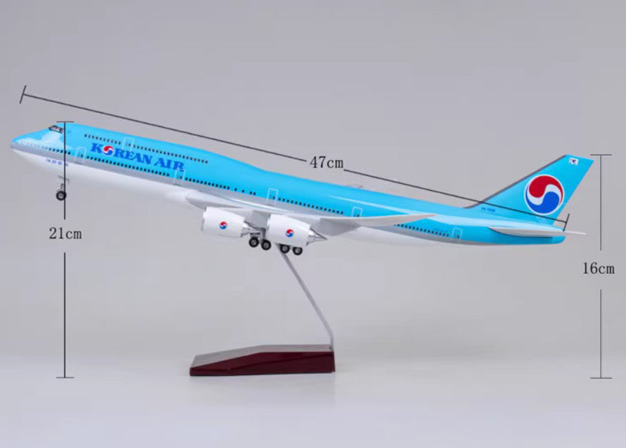 1:160 47CM KOREAN AIR BOEING 747-8 Airplane Landing Gear Resin Aircraft Model