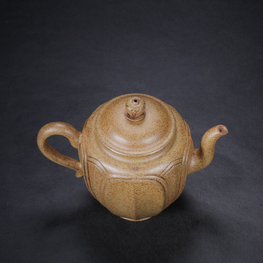 Chinese Yixing Zisha Clay Handmade Exquisite Teapot（石瓢 底款：汪寅仙）