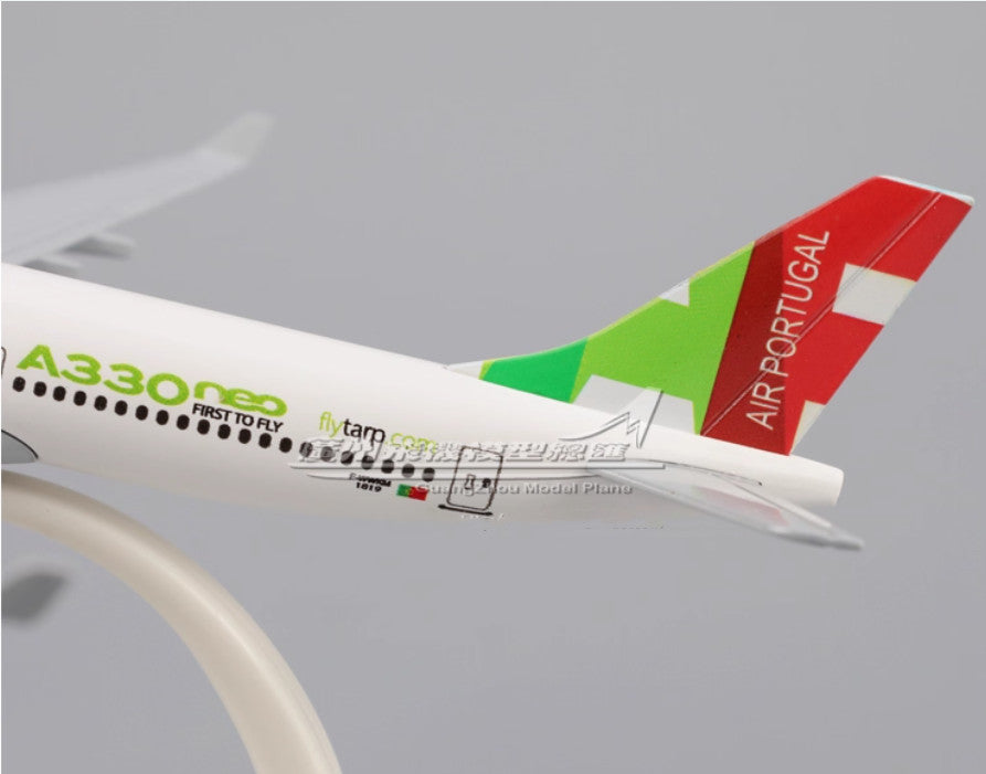 20CM TAP PORTUGAL AIRBUS A330 Passenger Plane Airplane Diecast Aircraft Model