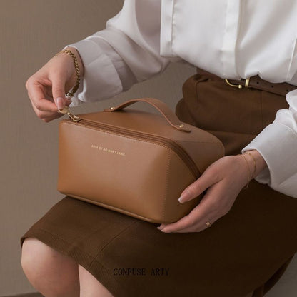 Fashion Cosmetic Bag Synthetic Leather Waterproof Traveling Storage Makeup Pouch