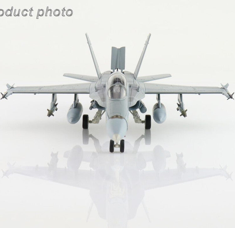 1:72 HM CF-188B Hornet 188902, 425 Sqn., CAF 2004 Fighter Diecast Aircraft Model