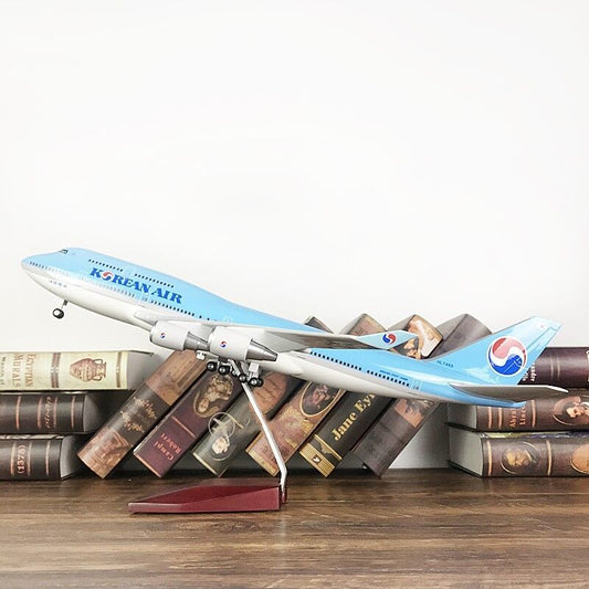 47CM 1:150 KOREAN AIR BOEING 747-400 Airplane Landing Gears Resin Plane Model