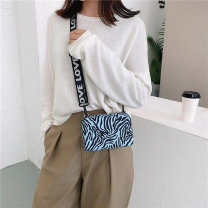 Mini Bag Graffiti Box Shoulder Crossbody Style Fashion Letter Zipper Purse Women