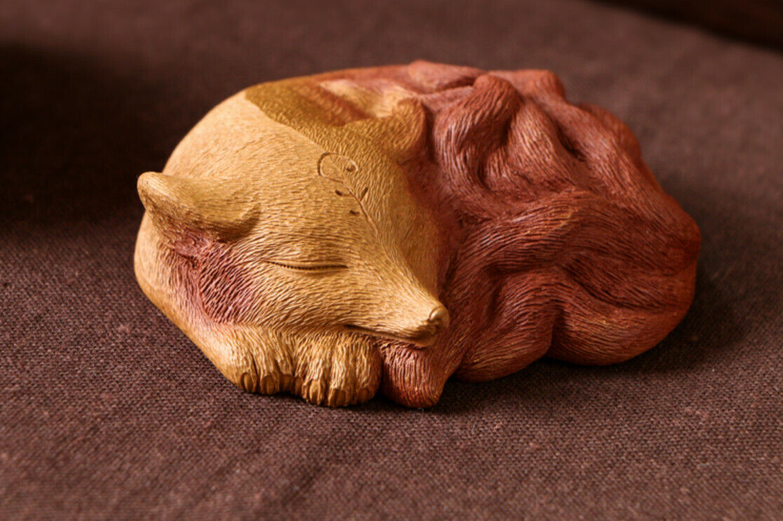 China Yixing purple sand tea pet fox decoration section Clay nine-tailed fox -