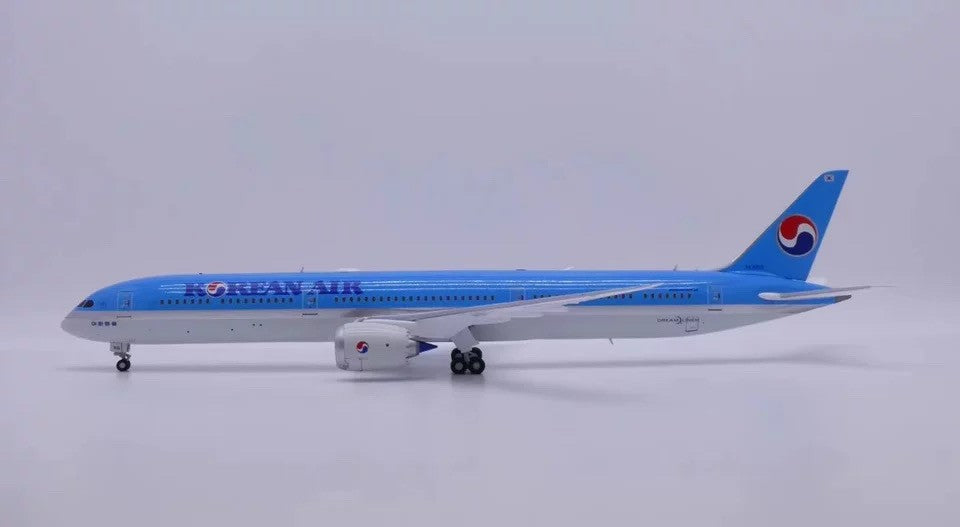 1:200 JC Wings Korean Air Boeing 787-10 Flap Down Airplane Diecast Plane Model