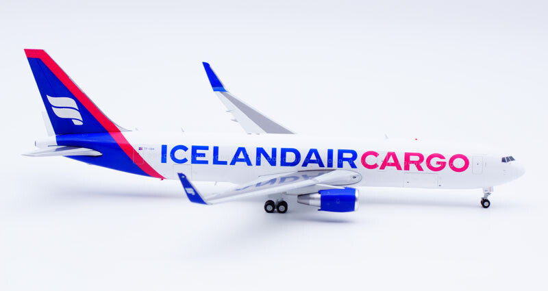 1:200 JC Wings ICELAND AIRCARGO AIRBUS B767-300 Airplane Diecast Aircraft Model