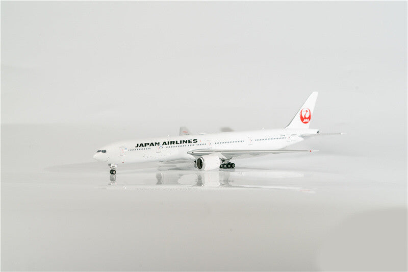 Phoenix Japan Airlines For Boeing B777-300 JA8945 1/400 DIECAST Aircraft Model