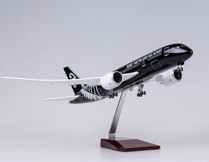 1:130 43CM AIR NEW ZEALAND BOEING 787 Airplane Landing Gear Resin Aircraft Model