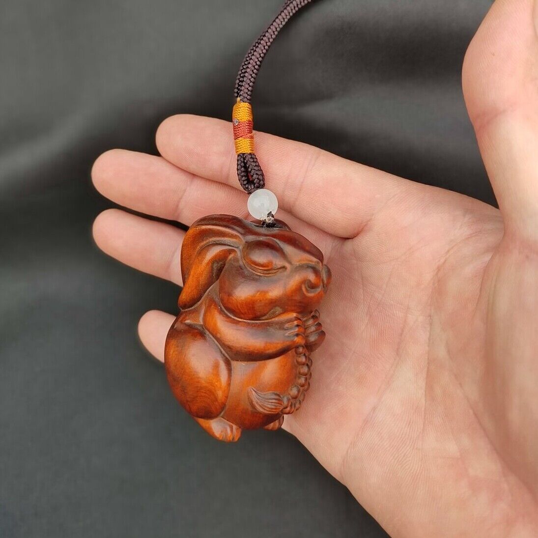Wooden Carving Lucky Little Rabbit Statue Lovely Gift Car Phone Purse Ornament