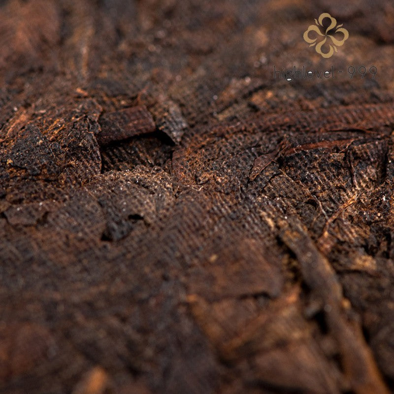 357g Ripe Pu'er Yunnan Menghai Ba Nian Chen Yun Qi Zi Compressed Tea Cake