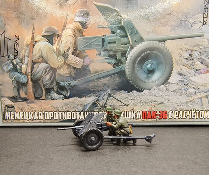 1/72 World War II German 37MM artillery+soldier model