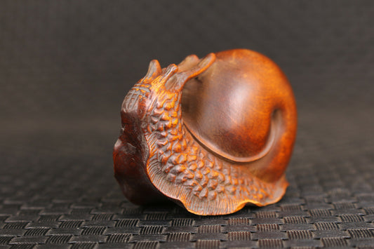 Old Chinese Boxwood Snail Figure Statue Table Home Decoration Gift