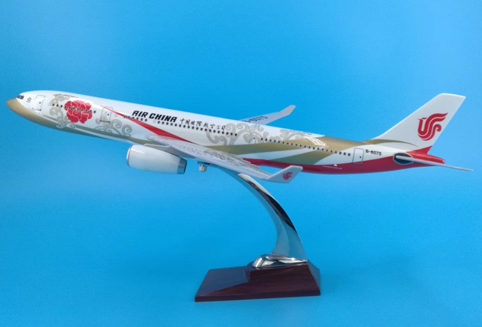 40CM AIR CHINA AIRBUS A330 B-6075 Passenger Airplane Resin Aircrarft Plane Model