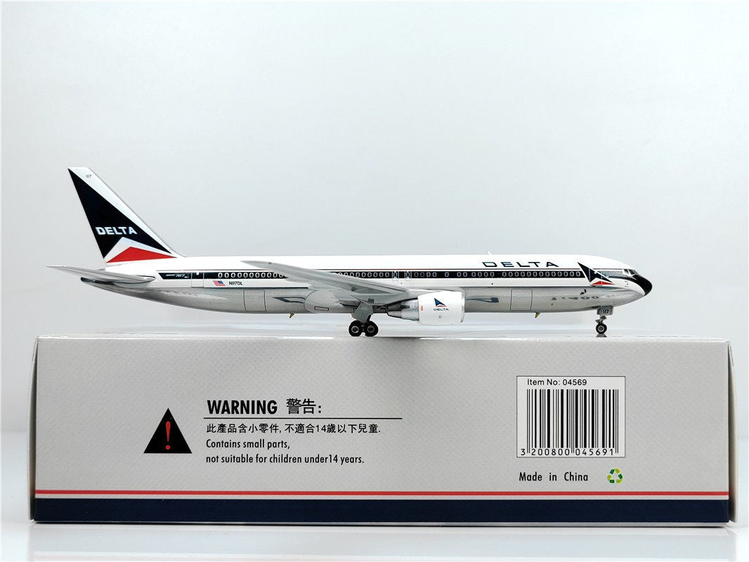 1:400 Phoenix Delta Air Lines B767-300 N117DL Airplane Diecast Aircraft Model