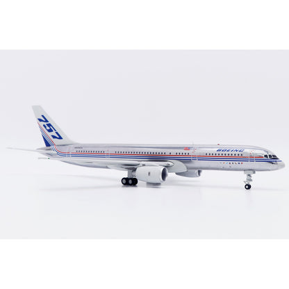 1:200 JC Wings Boeing 757-200 N505EA Passenger Plane Diecast Aircraft Model