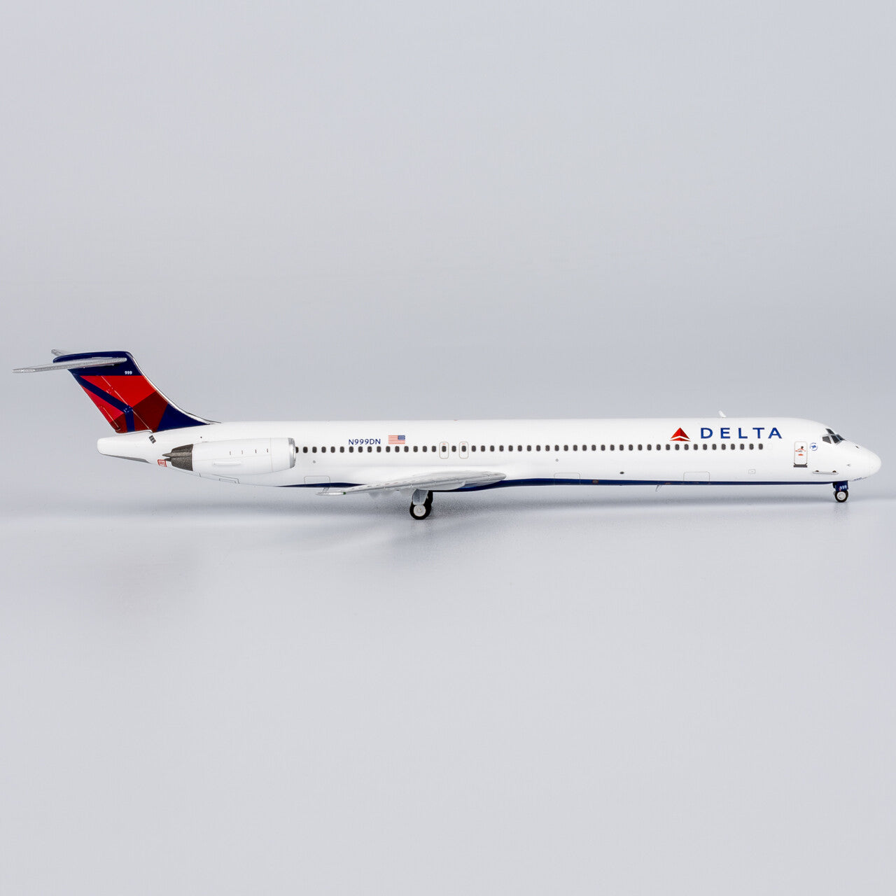 1:400 NGmodels Delta Air Lines McDonnell Douglas MD-88 Plane Diecast Plane Model