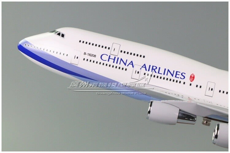 47CM 1:150 CHINA AIRLINES BOEING 747-400 B-18208 Passenger Airplane Resin Model
