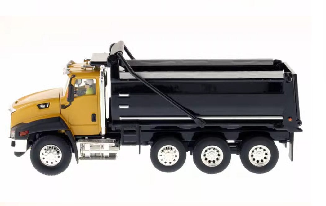 1:50 DM CT660 Dump Truck Vehicle Construction Machine Equipment Diecast Model