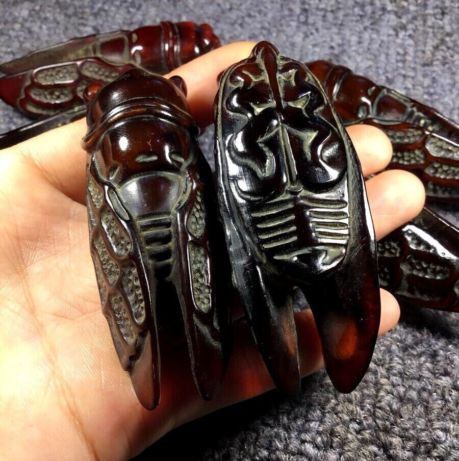 Natural Carved Cicada Pendant Statue Collection Hand Toy