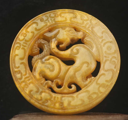 Chinese Old Natural Jade Hand-Carved Statue Dragon Pendant