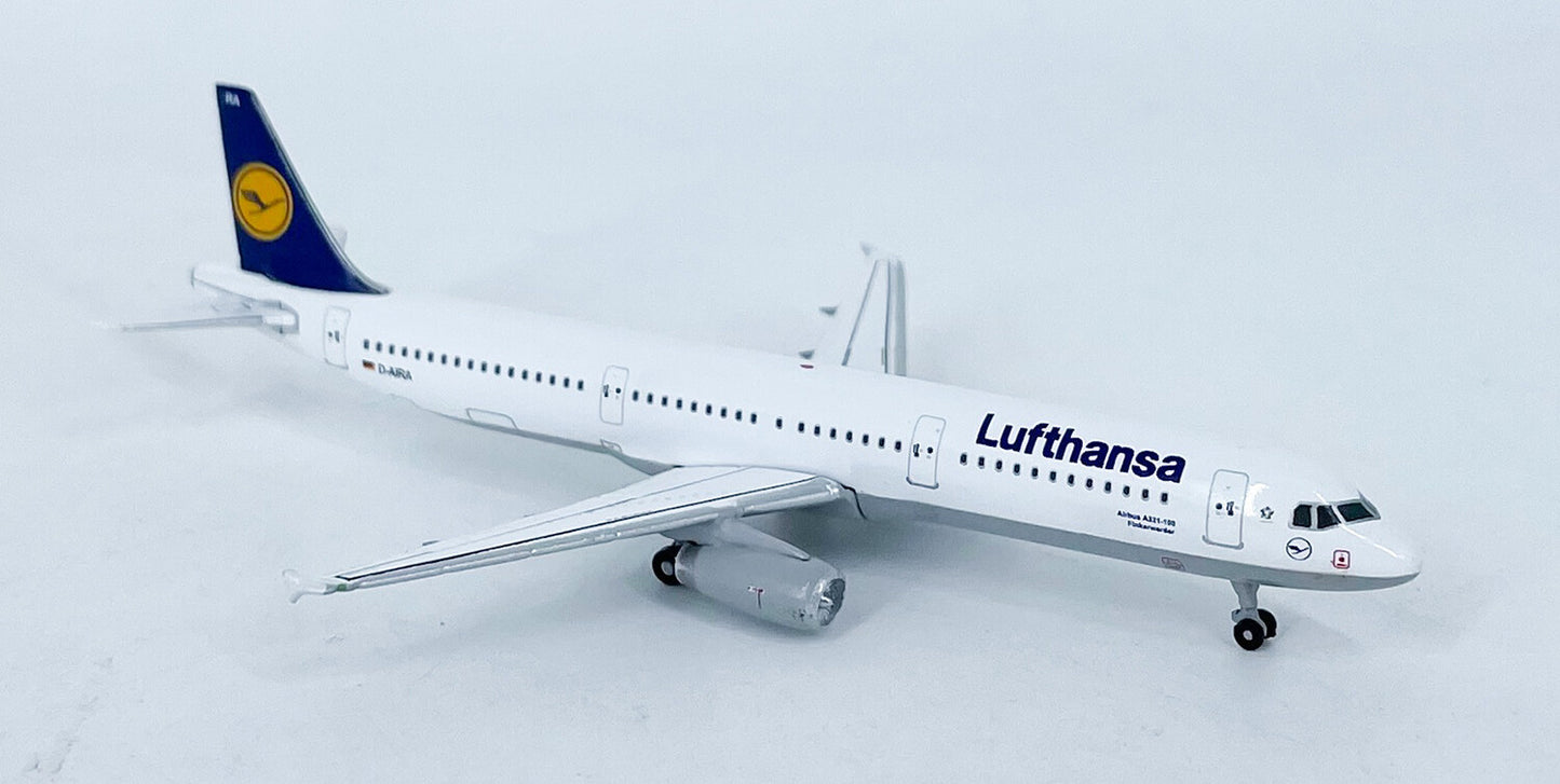 1:500 StarJets Lufthansa AIRBUS A321 Passenger Airplane Diecast Aircraft Model
