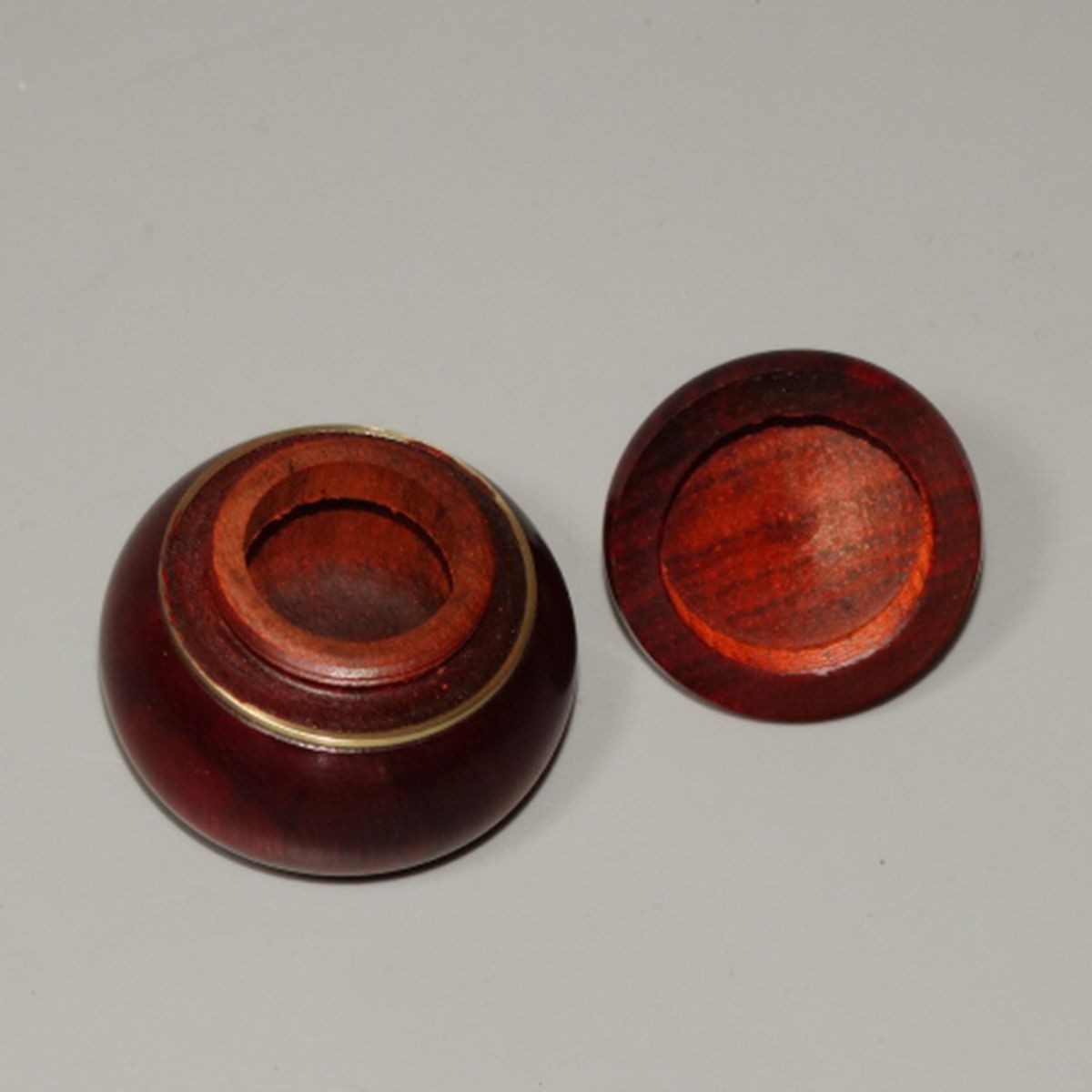 Red Sandalwood Snuff Bottle Chinese Tibetan Style Solid Wood Snuff Container
