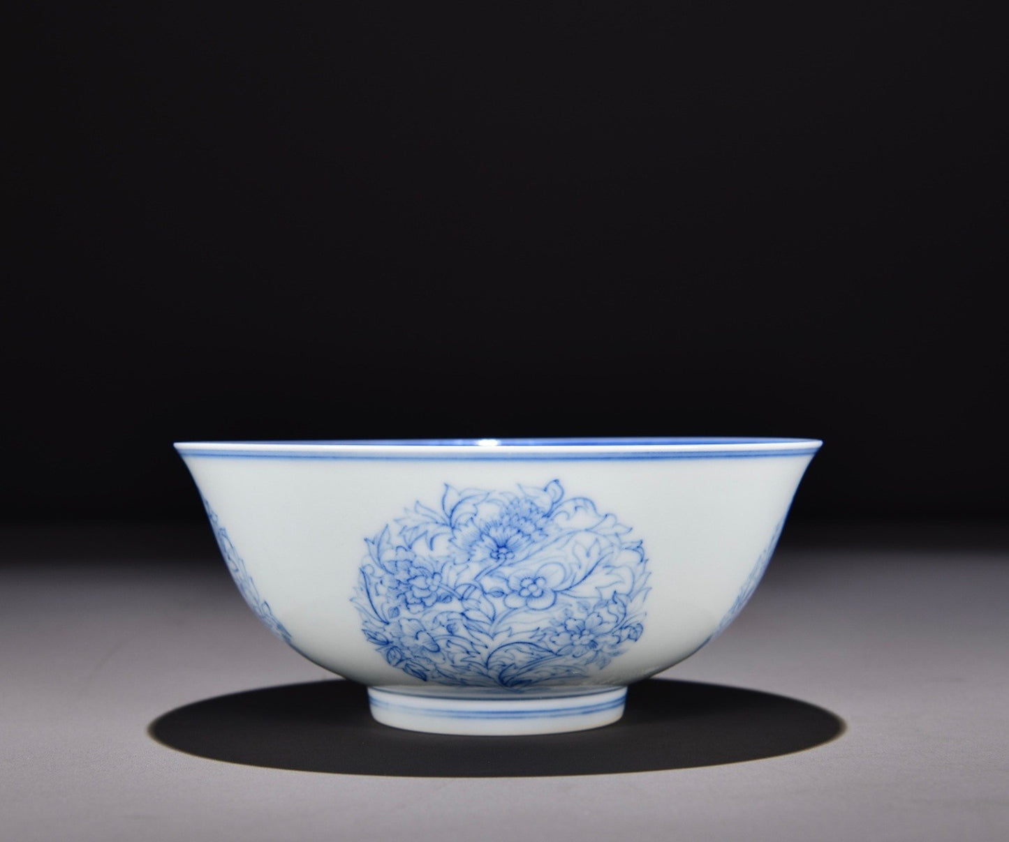 Chinese Blue&white Porcelain Hand Painted Exquisite Flowers&plants Bowl 30287