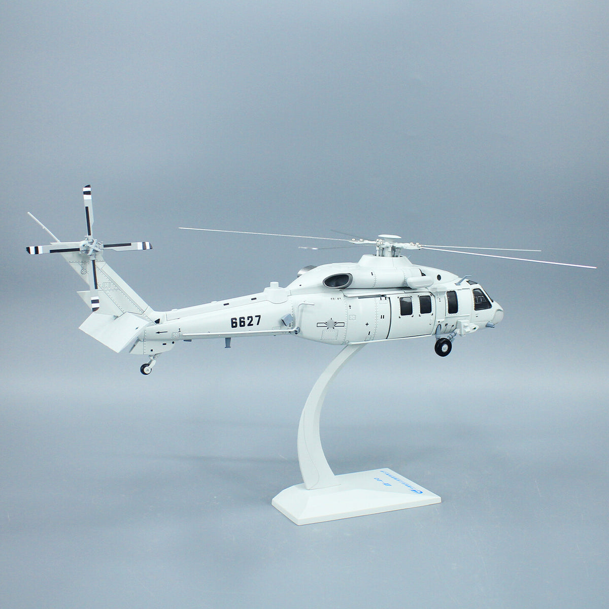 1:48 AVIC 45CM Z-20 Tactical Utility Helicopter Helicopter Plane Diecast Model