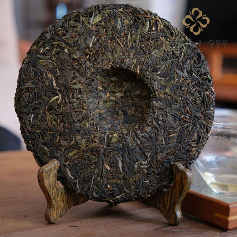 357g Raw Puer Tea Cake Guafengzhai Yunnan Mountain Grown Spring Harvest Tea