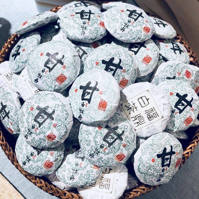 250g FuDing white tea Bai mu dan cake Lao Bai Cha Old aged Small Pai Mu Tan tea
